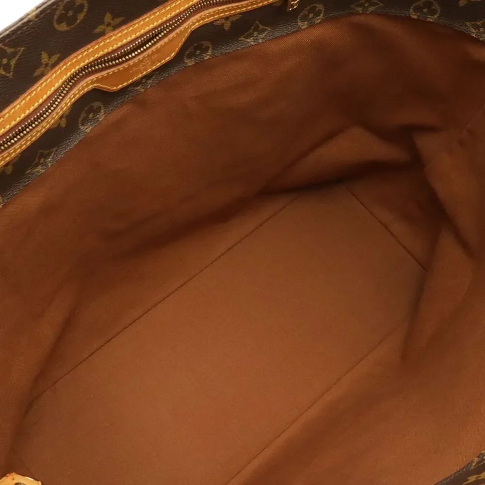 Louis Vuitton delivery duty